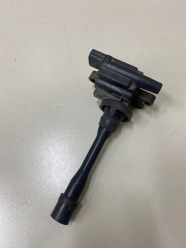 Катушка зажигания Mitsubishi Outlander 1 CU4W 4G64