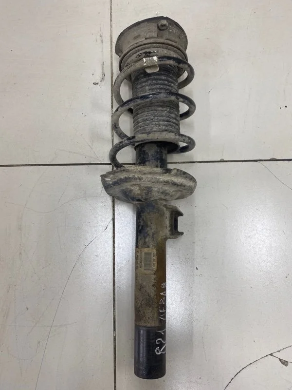 Амортизатор (В сборе) передний Skoda Octavia A7