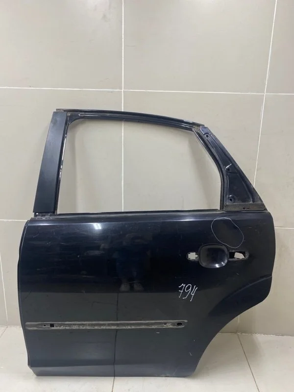 Дверь задняя левая Ford Focus 2 СЕДАН HXDB 1.6