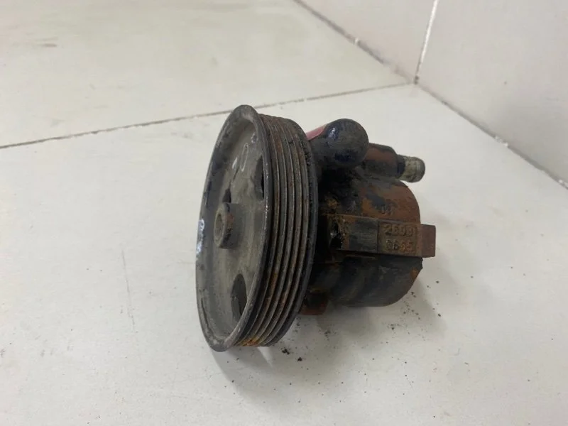 Насос гидроусилителя Renault Logan 1 LS0A K7J710