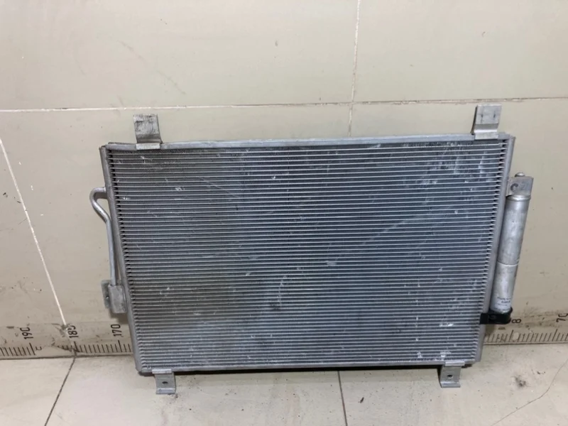Радиатор кондиционера Nissan Pathfinder 4 R52
