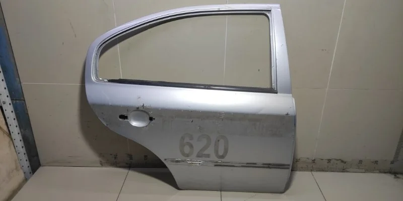 Дверь задняя правая Skoda Octavia A4