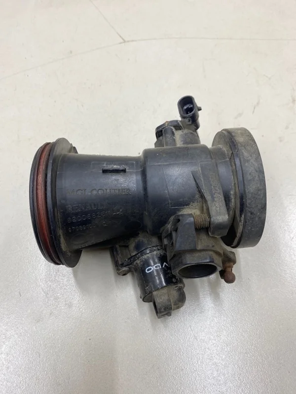 Заслонка дроссельная электрическая Renault Logan 1