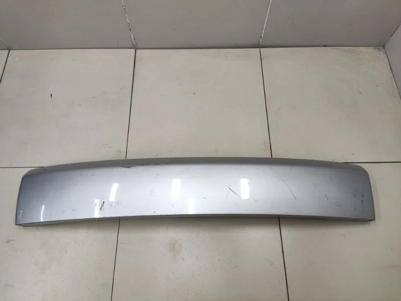 Накладка двери багажника Mitsubishi Pajero Sport 2