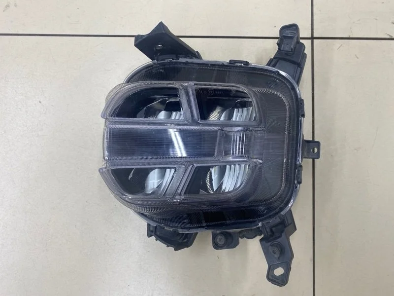 Фара противотуманная левая Kia Sportage 4 QL