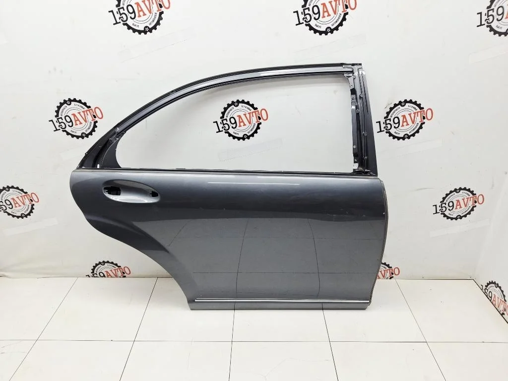 Дверь задняя правая Mercedes-Benz S-Class A2217300605 W221