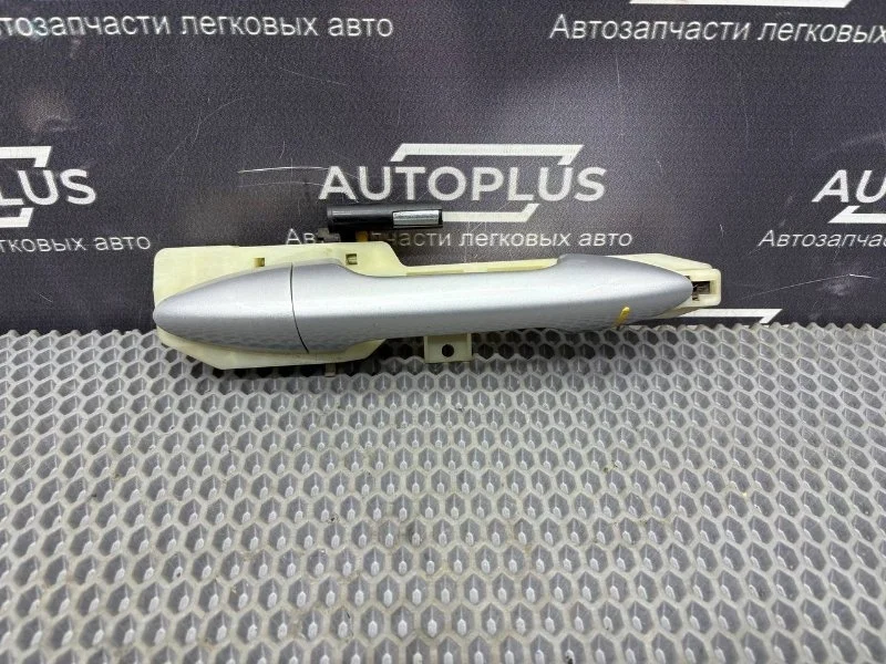 Наружная ручка двери Hyundai Solaris 82661H5050 СЕДАН G4FA, передняя правая