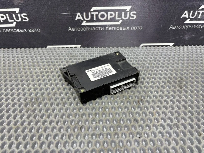 Блок комфорта Nissan Primera ED20234710 P12 QG16DE