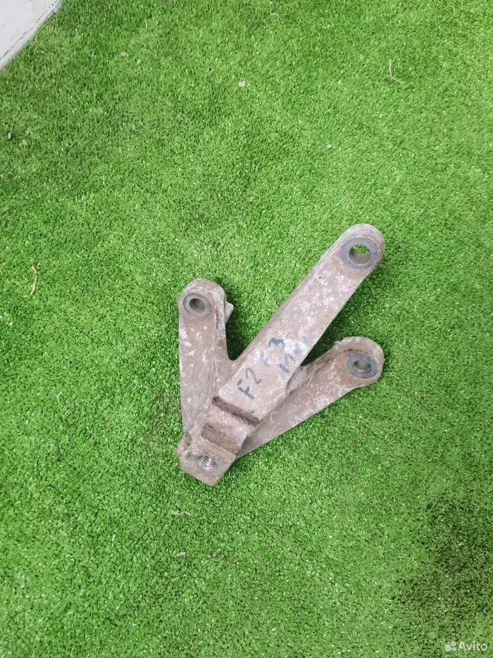 Кронштейн мкпп верхний ford focus 1.6