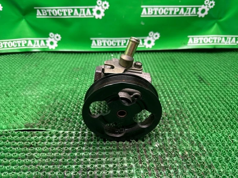 Насос ГУР Toyota 4431050070 3UZ FE