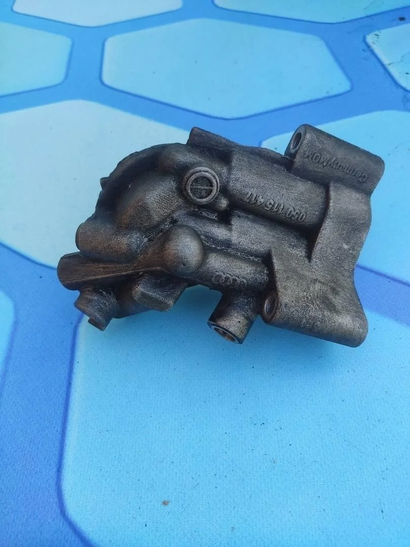 Корпус масляного фильтра VW Passat 2001 B5+