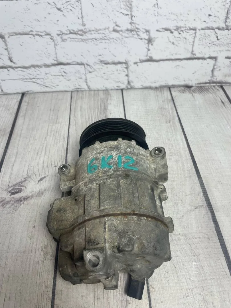 Компрессор кондиционера Audi A4 2003 B6