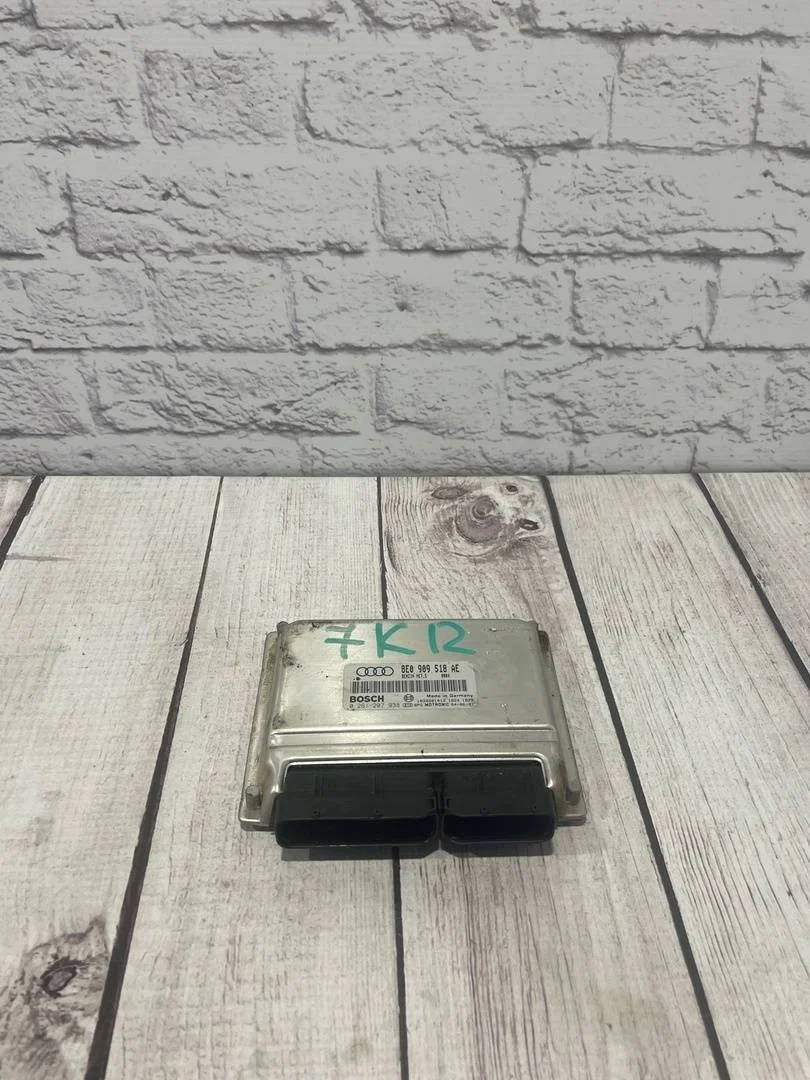 Блок управления двигателем Audi A4 2004 B6