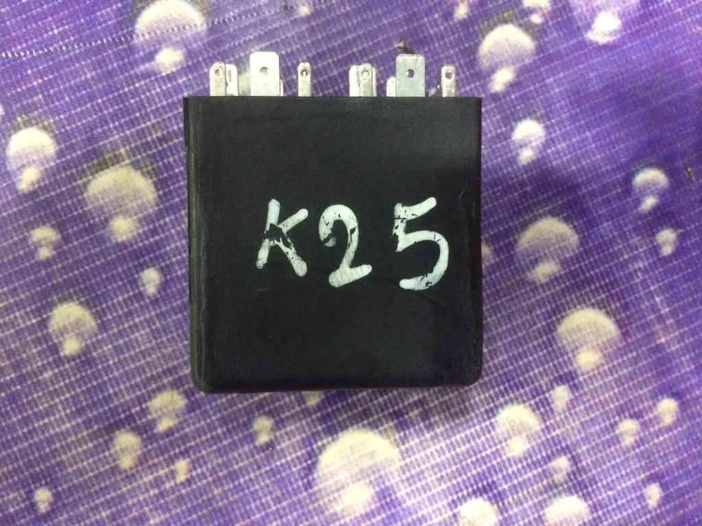 Реле Audi A6 2004 C5