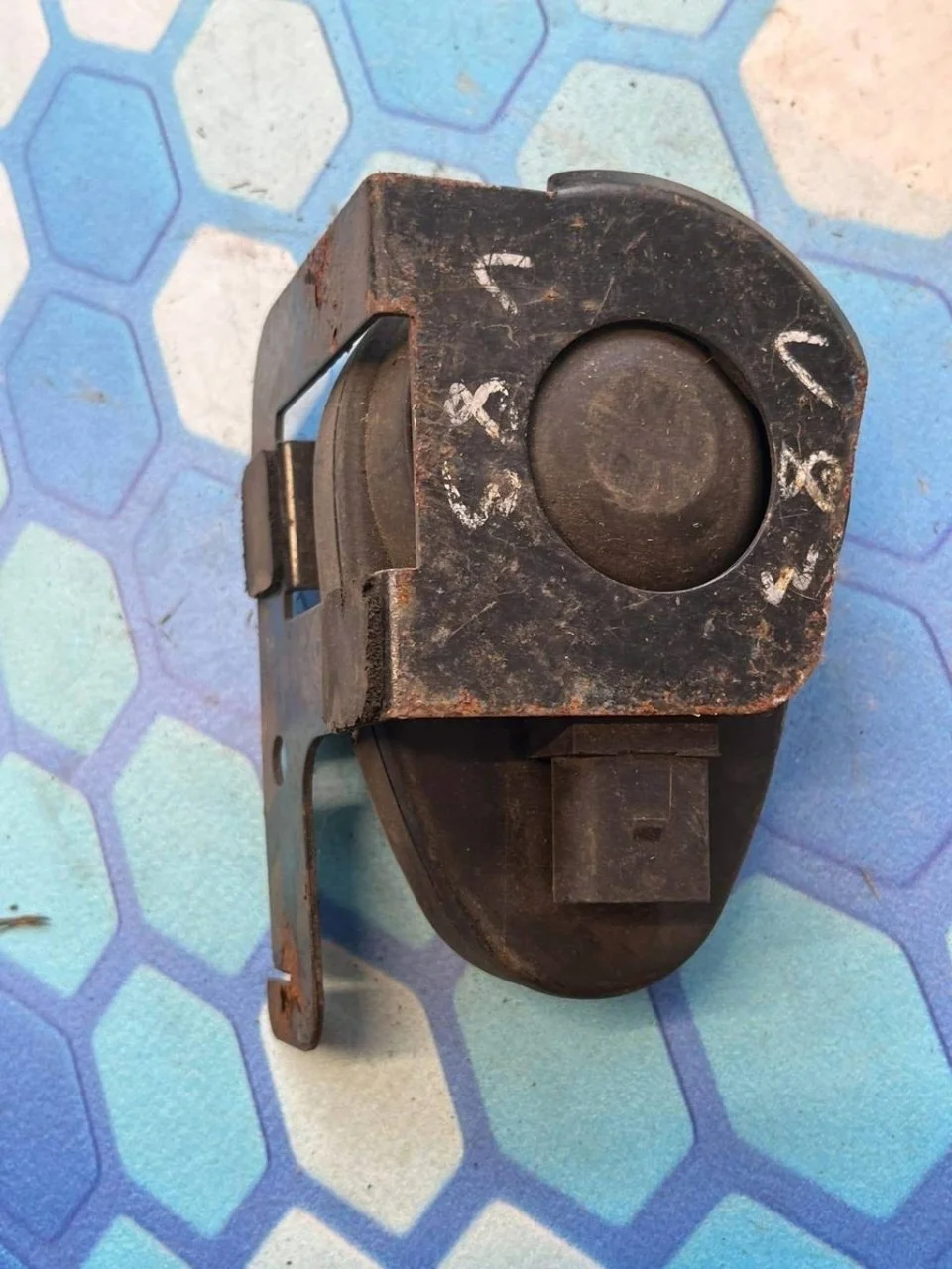 Сирена VW Passat 2004 B5+