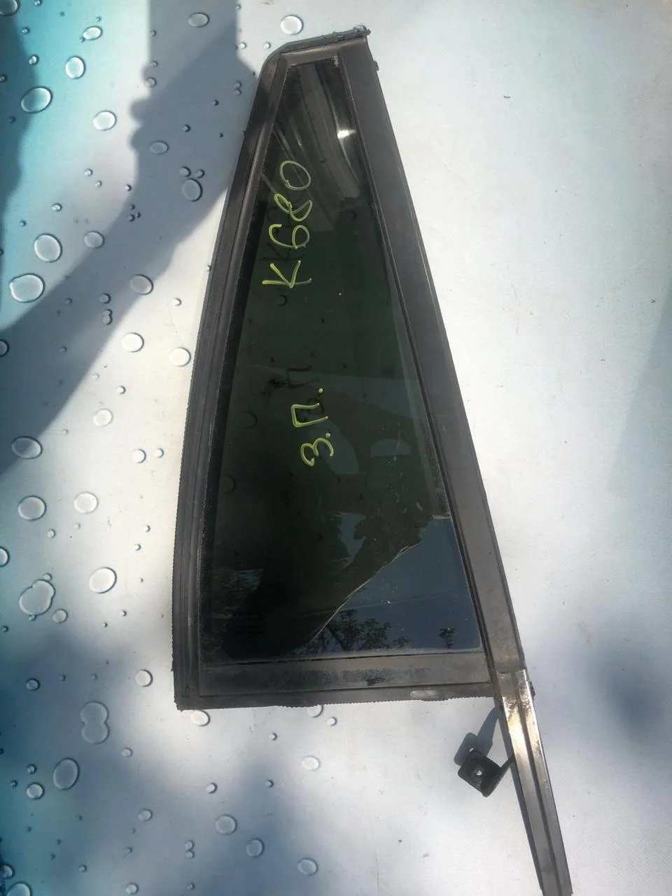 Стекло глухое правое универсал Volvo XC90 2004