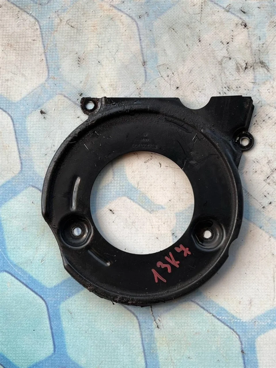 Защитный кожух грм низ VW Passat 2005 B5+