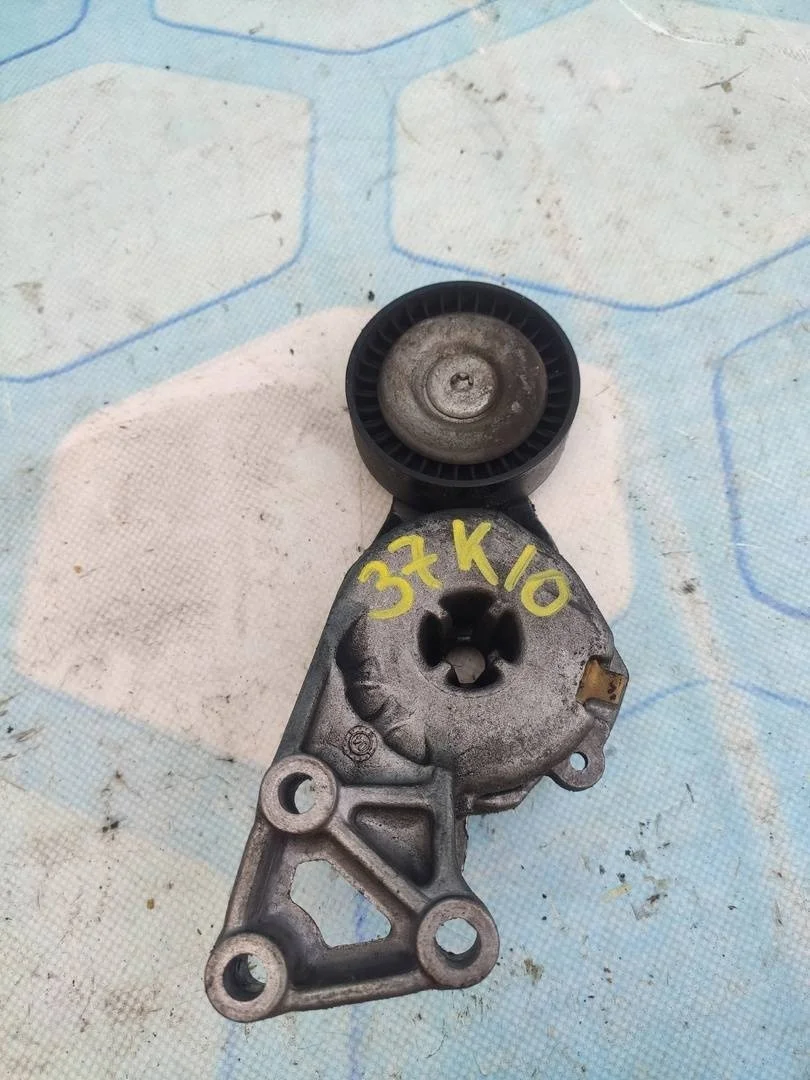 Ролик натяжителя ремня Skoda Octavia 2006 A5