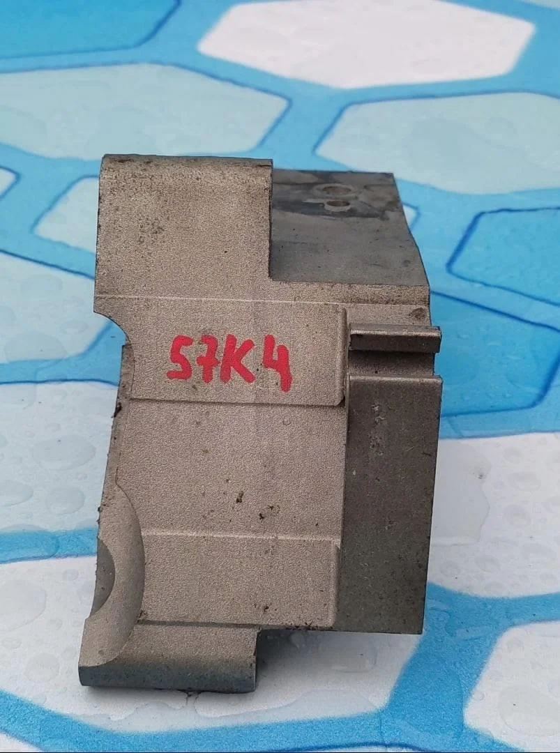 Опора двигателя Volvo XC70 Cross Country 2006