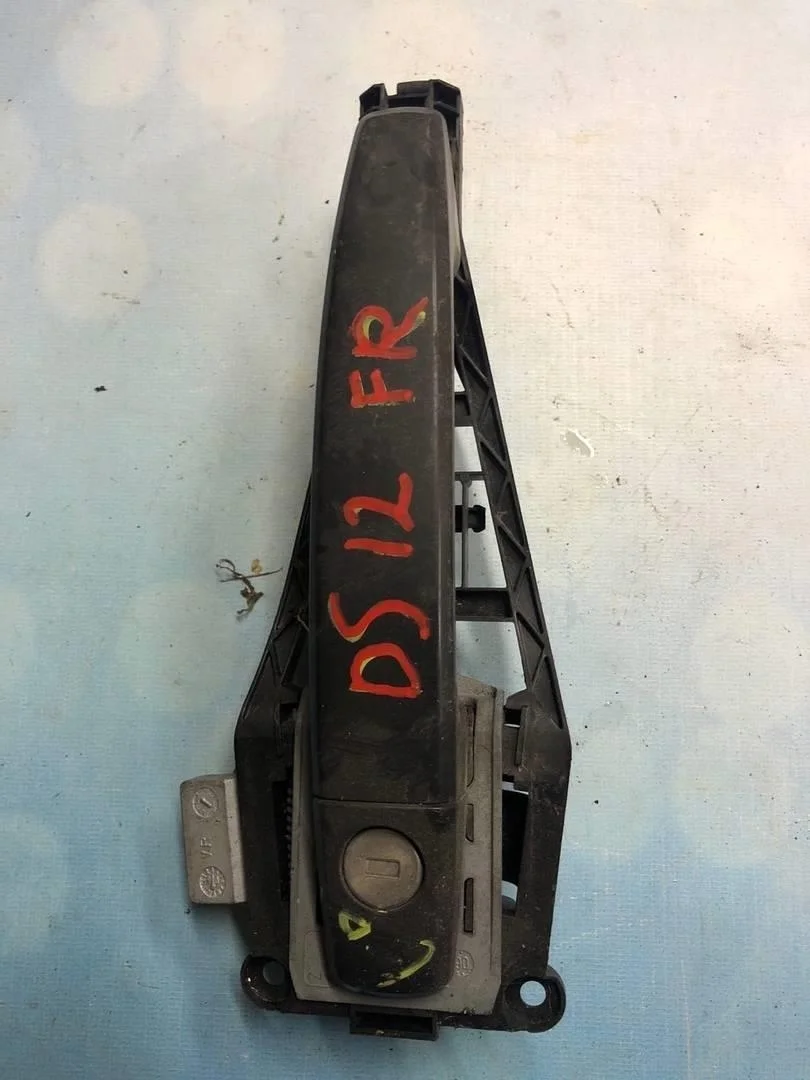 Ручка двери передней наружная правая Opel Astra H 2006