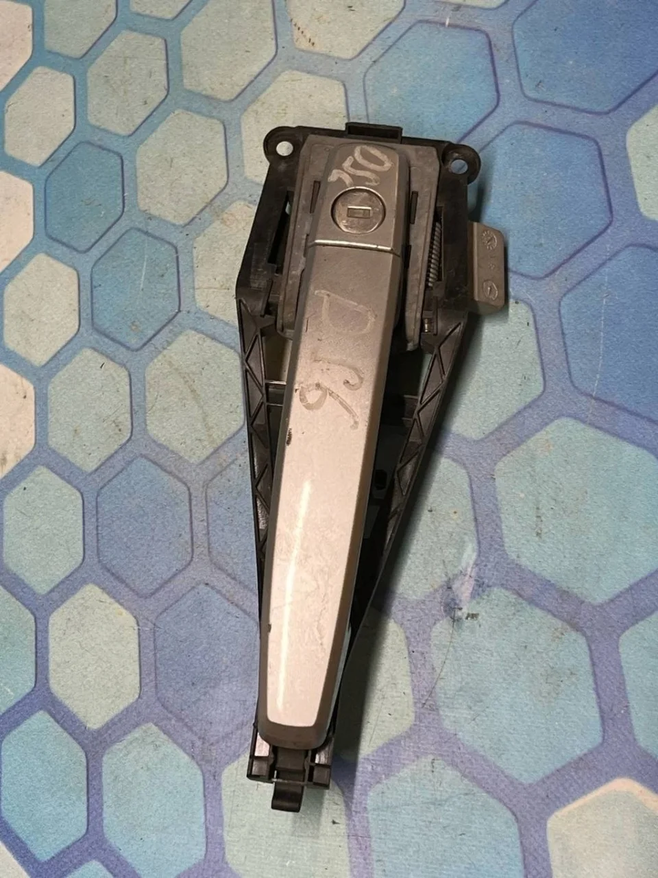 Ручка двери внешняя Opel Astra H 2006