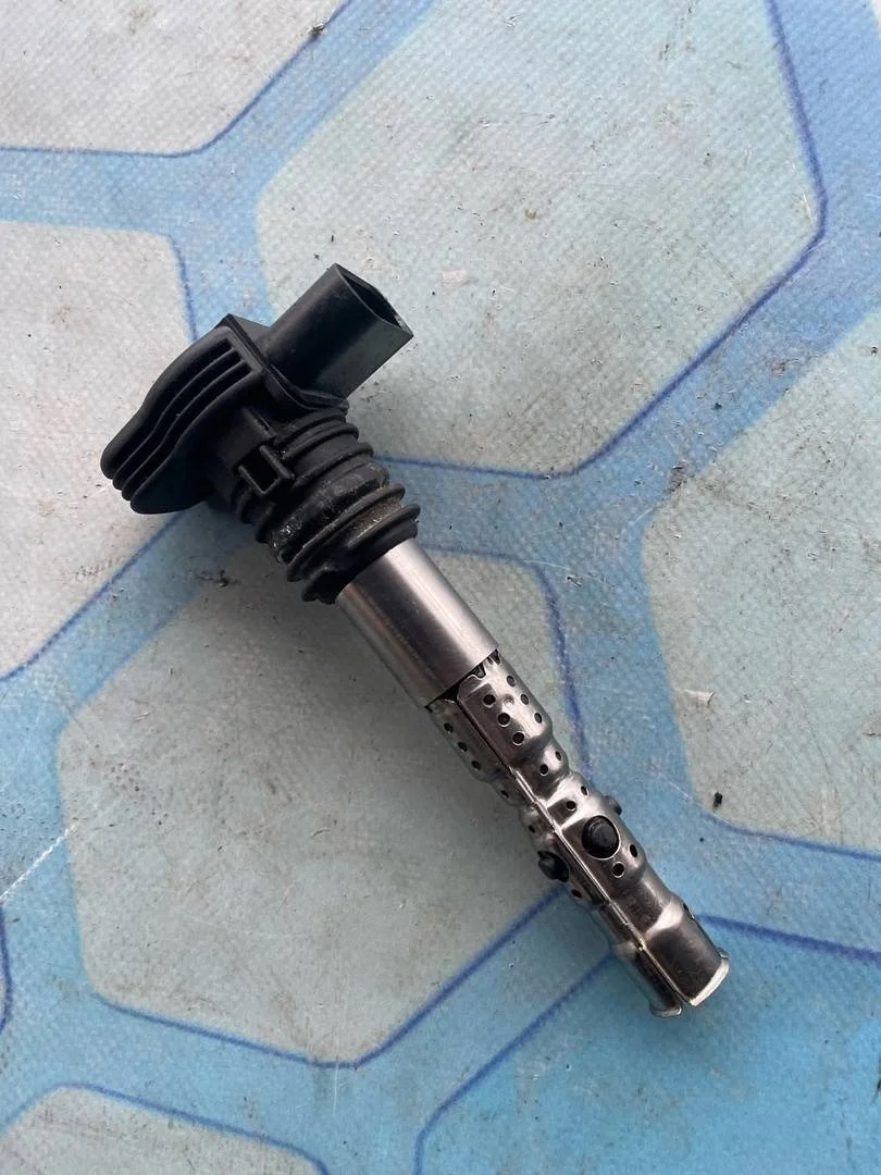 Катушка зажигания Audi A4 2007 B7