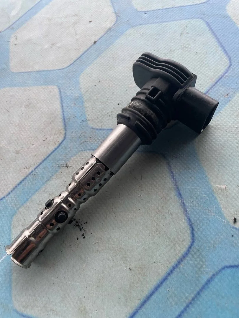 Катушка зажигания Audi A4 2007 B7