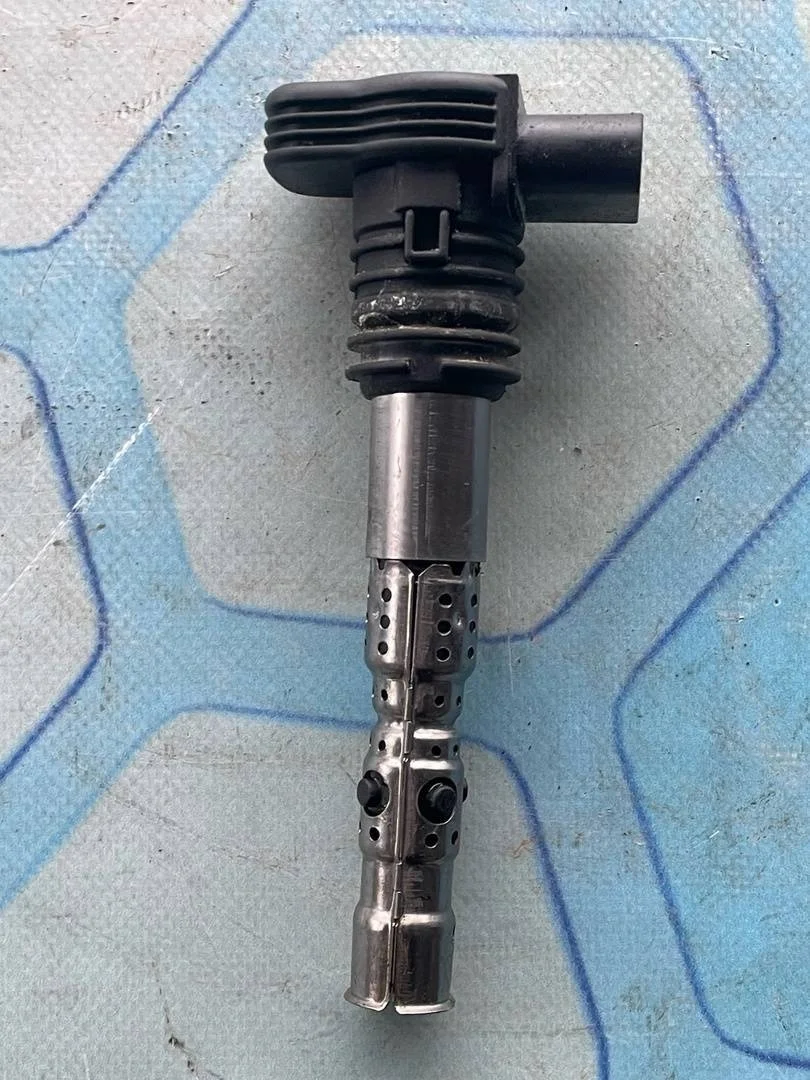 Катушка зажигания Audi A4 2007 B7