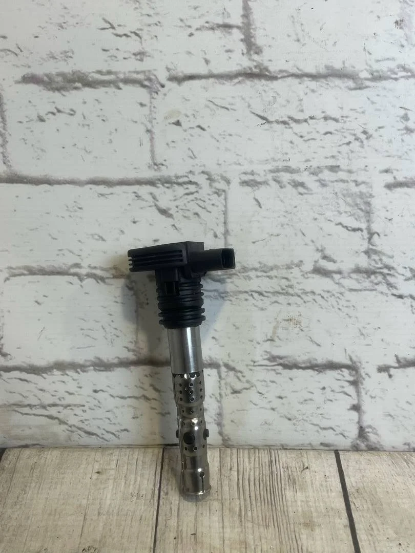 Катушка зажигания Audi A4 2007 B7