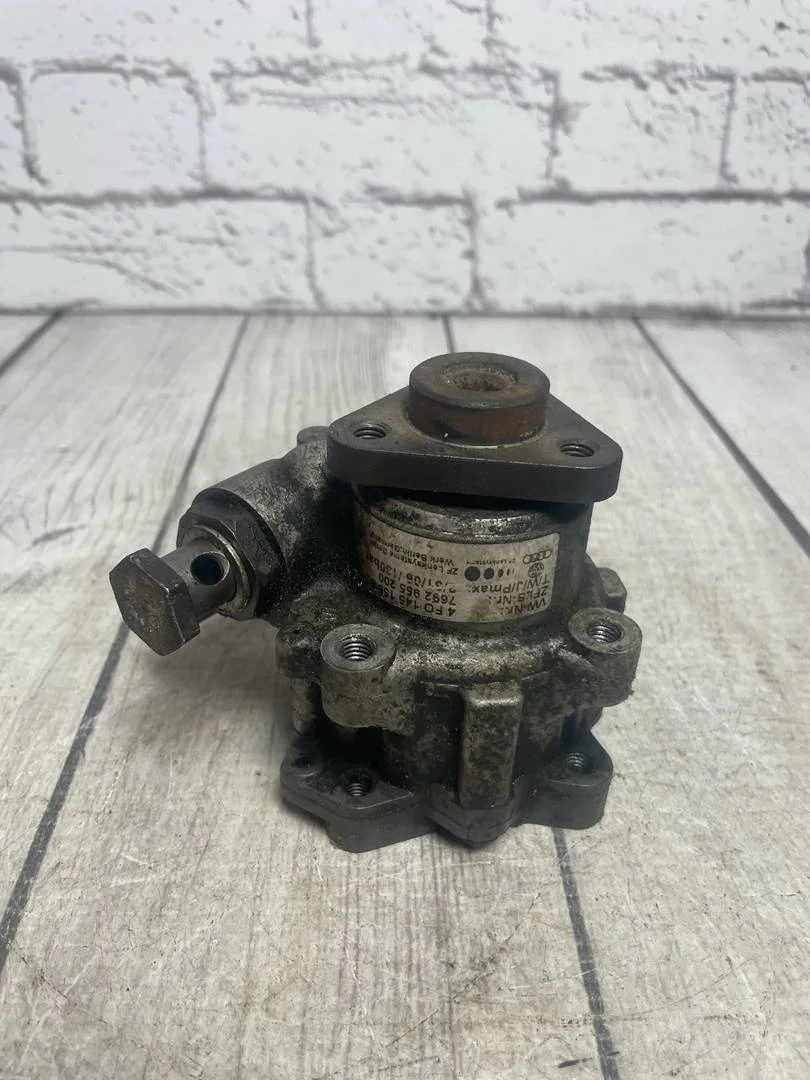 Насос гидроусилителя руля гур Audi A6 2007 C6