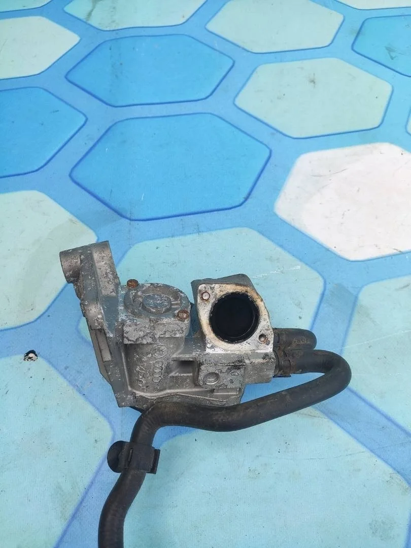 Клапан егр VW Passat 2007 B6