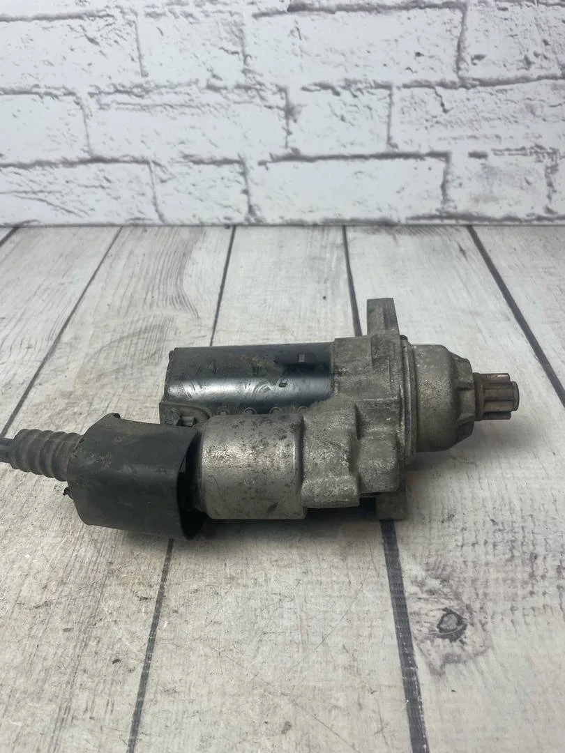 Стартер VW Passat 2007 B6