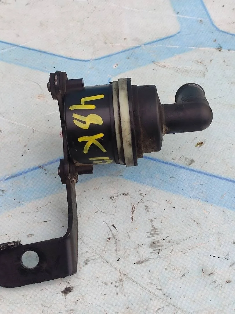 Насос системы охлаждения VW Tiguan 1 2008