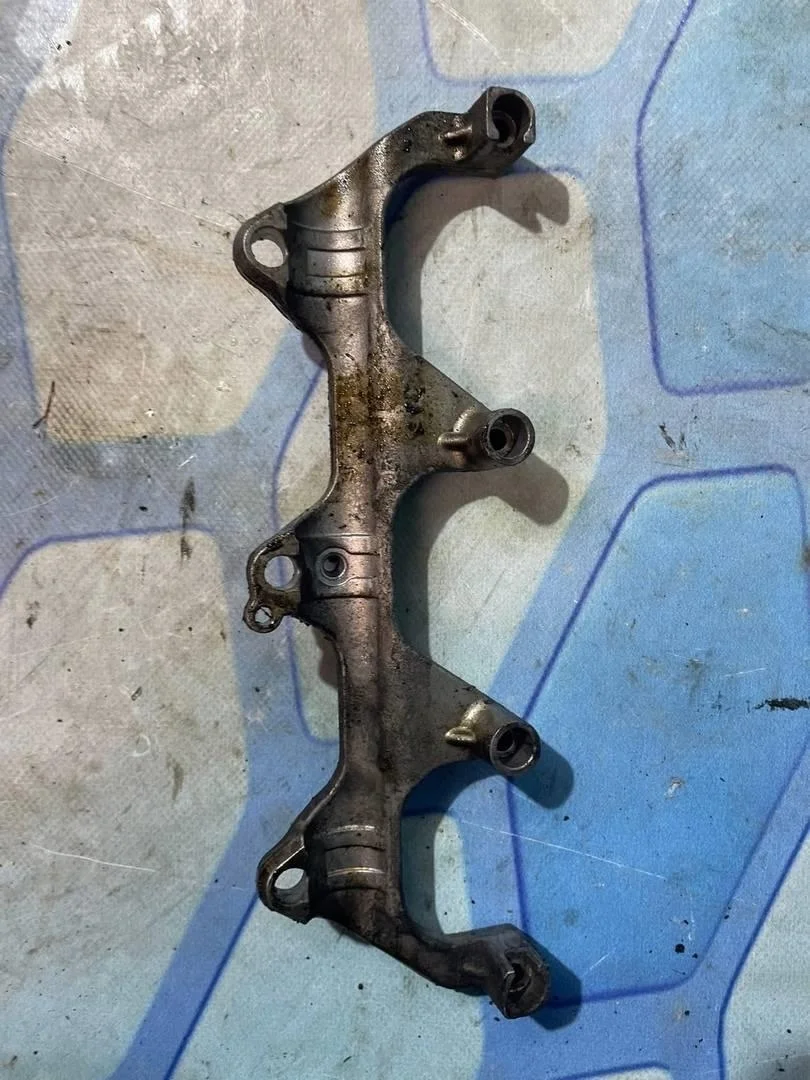 Кронштейн Audi A6 2008 C6