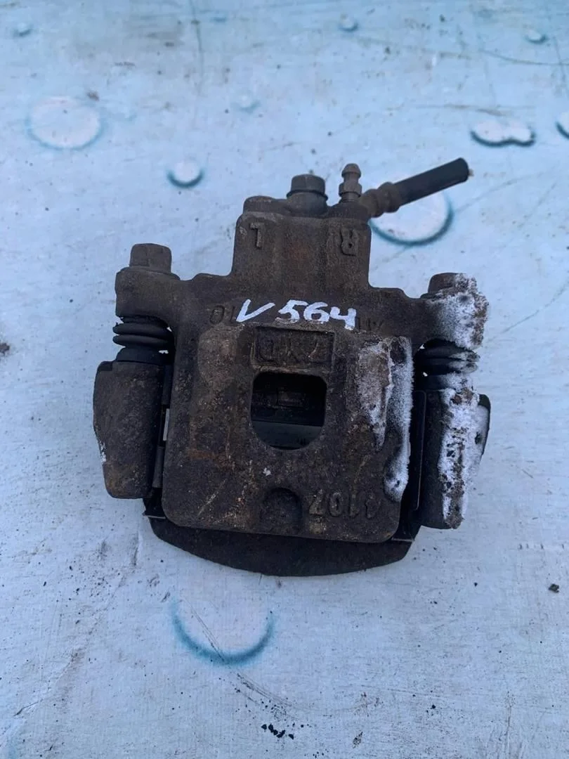 Суппорт задний левый Lexus RX 400h 2008