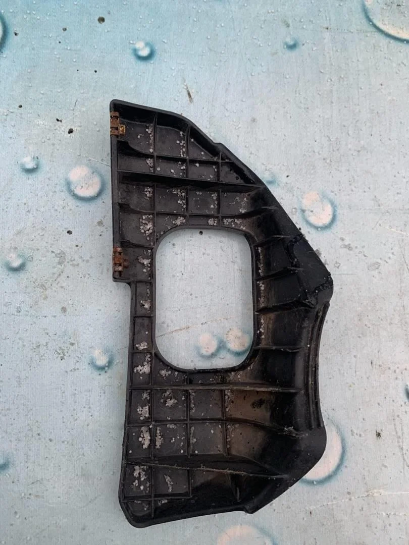 Кронштейн птф Lexus RX 400h 2008