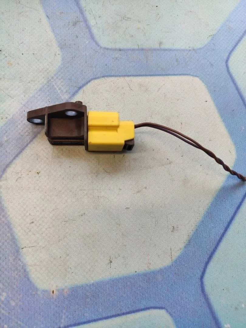 Датчик air bag Audi A4 2009 B8 Allroad