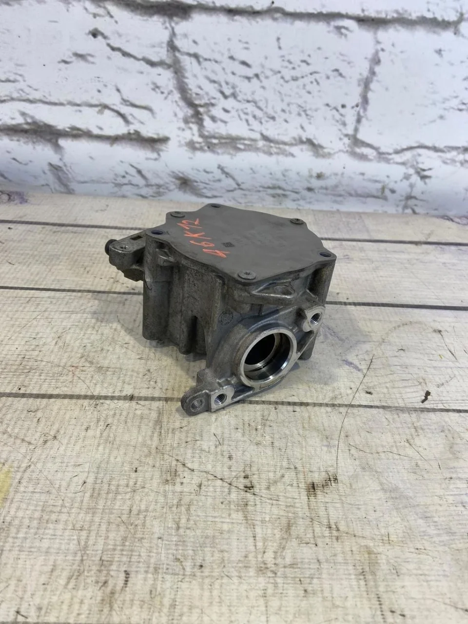 Насос вакуумный Audi A4 2009 B8 Allroad