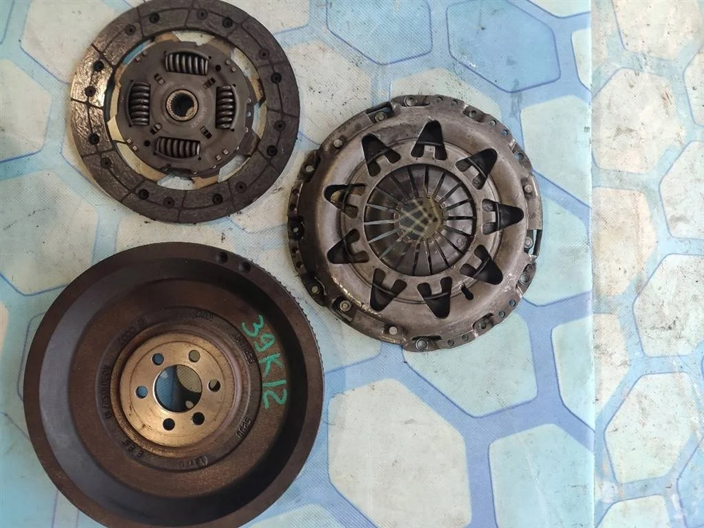 Комплект сцепления VW Passat 2009 B6