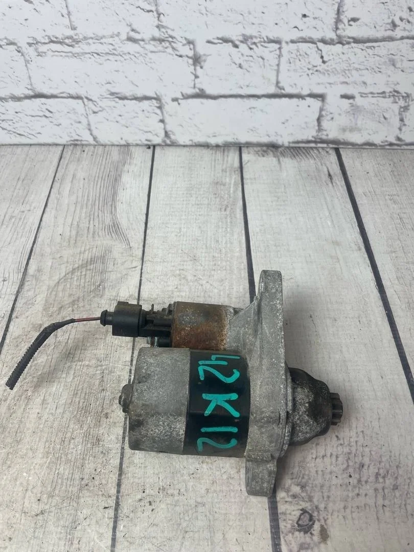 Стартер Skoda Roomster 2009