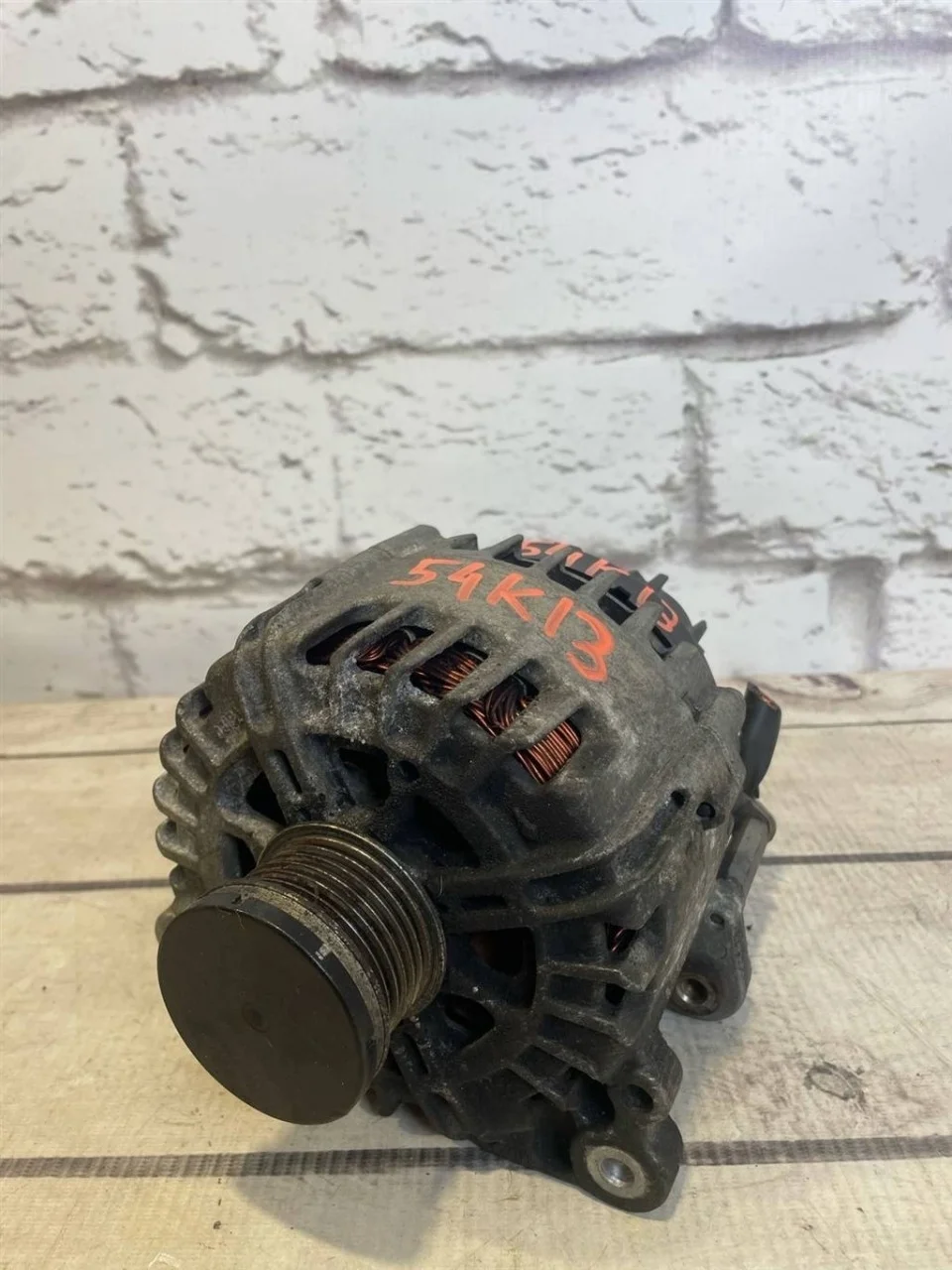 Генератор VW Golf 5 Plus 2009