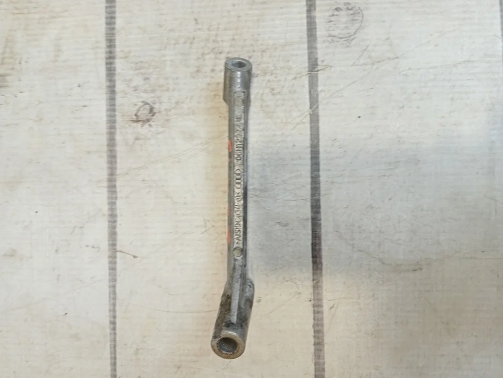 Кронштейн (сопут. товар) VW Passat 2009 B6