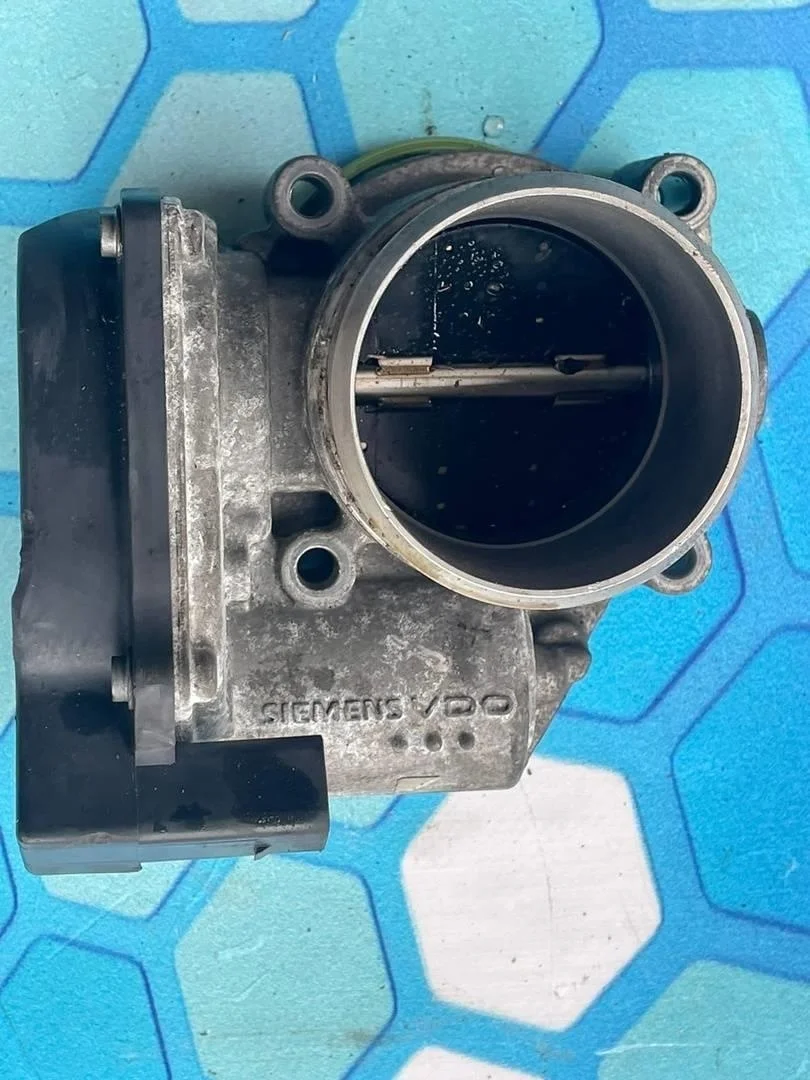 Дроссельная заслонка VW Passat 2009 B6