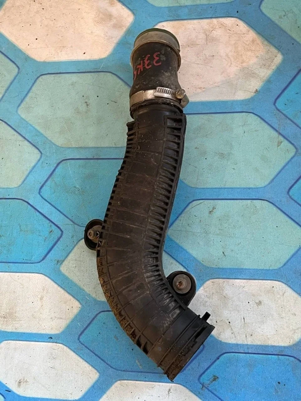 Патрубок интеркулера VW Passat 2009 B6