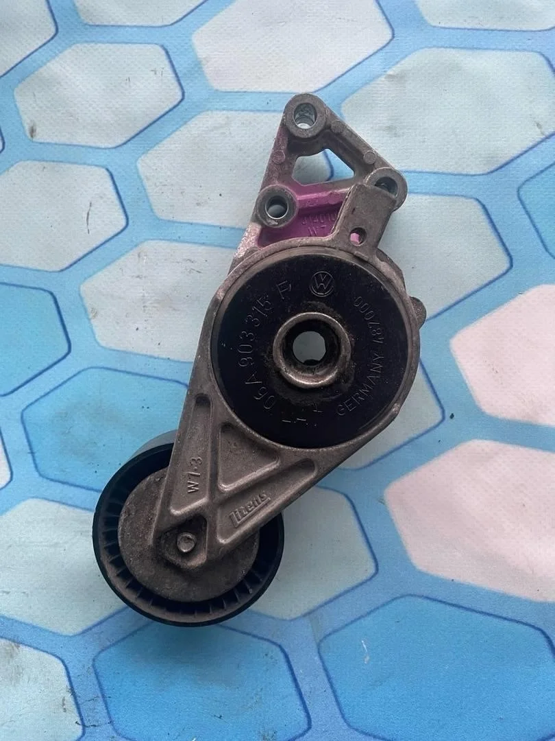 Ролик натяжителя ремня Skoda Octavia 2009 A5