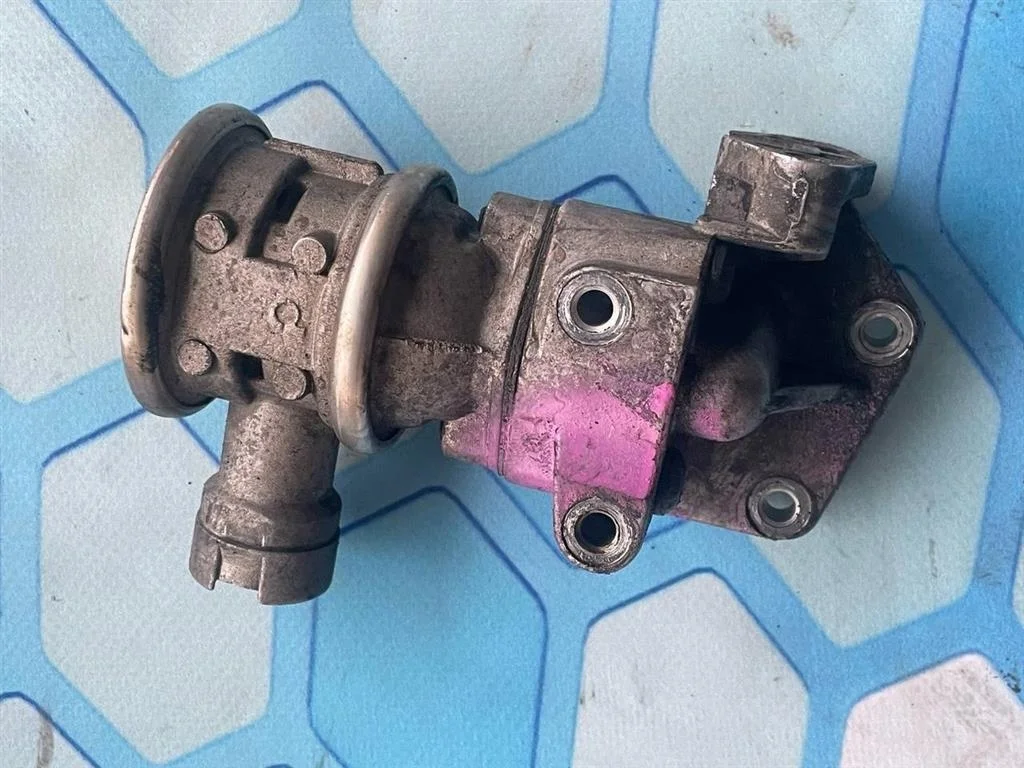 Клапан егр Skoda Octavia 2009 A5