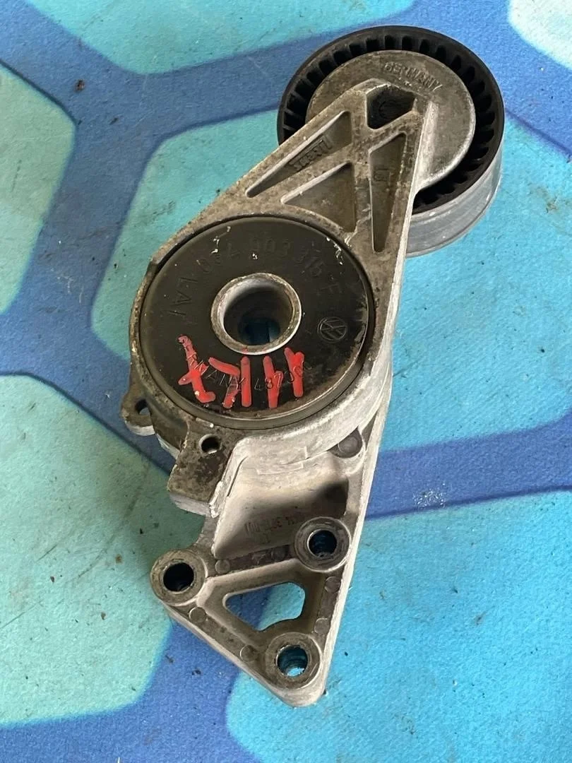 Ролик натяжителя ремня Skoda Octavia 2009 A5