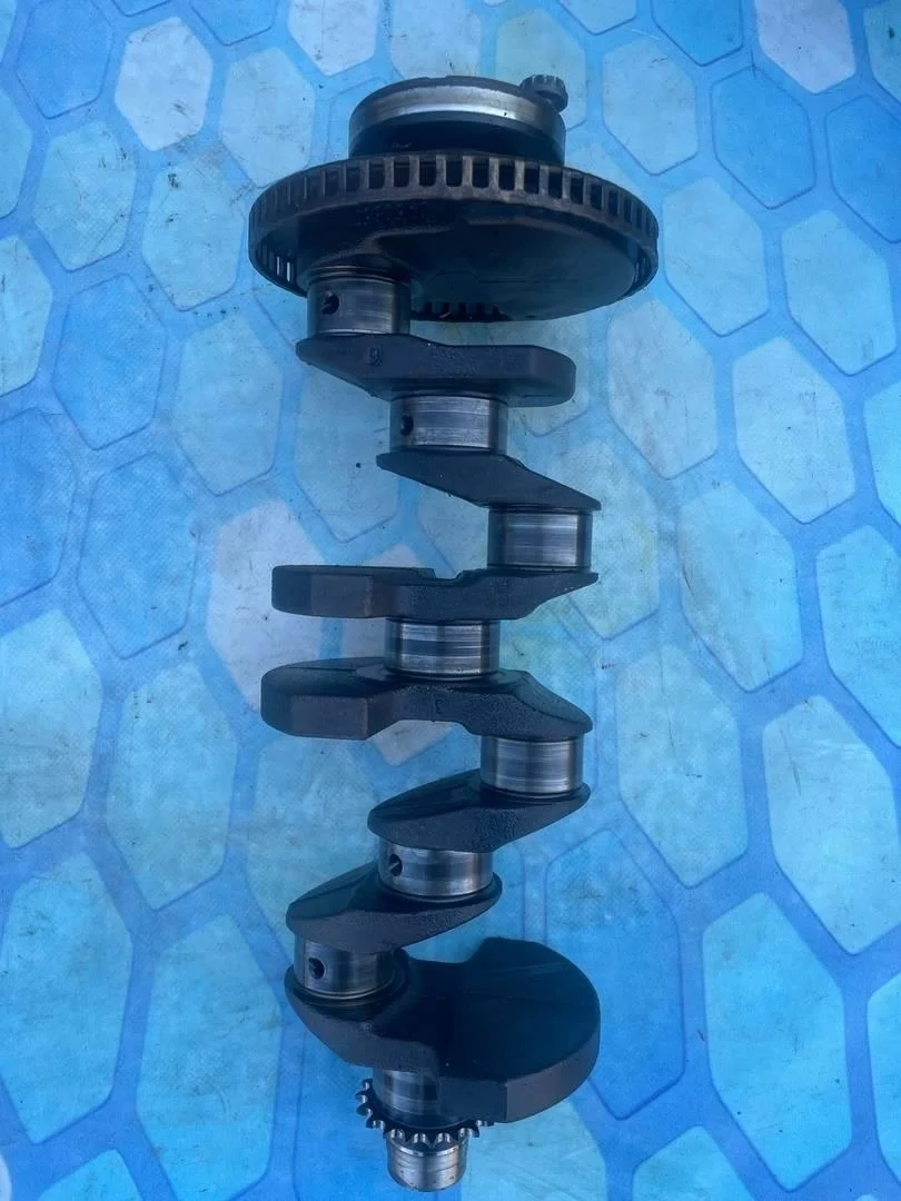 Коленчатый вал Skoda Octavia 2009 A5