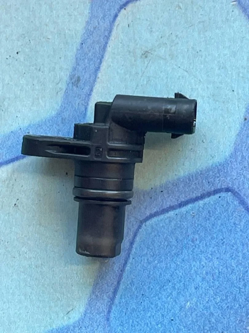 Датчик положения распредвала Audi A8 2009 D4