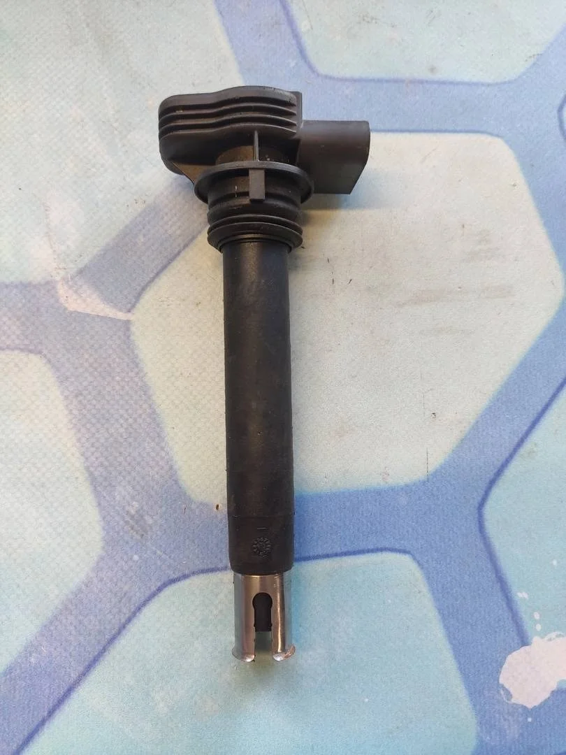 Катушка зажигания VW Passat 2010 B6